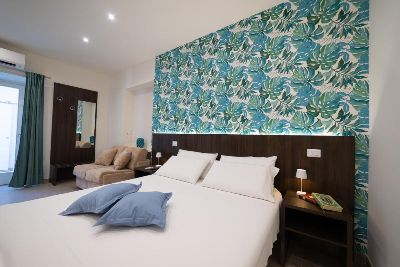 Numisia Guest House Terracina Ngoại thất bức ảnh
