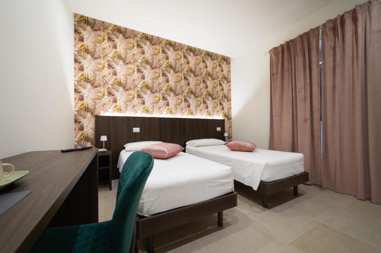 Numisia Guest House Terracina Ngoại thất bức ảnh