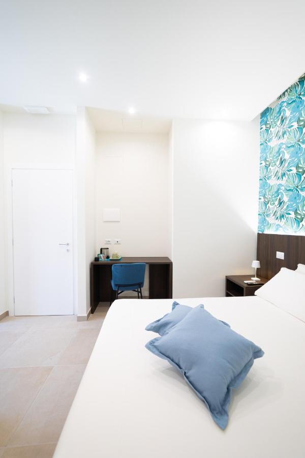 Numisia Guest House Terracina Ngoại thất bức ảnh
